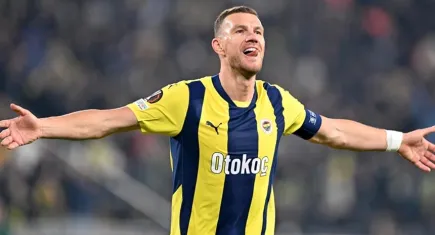 Anderlecht maçında sakatlanmıştı: Edin Dzeko'da kırık tespit edildi