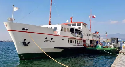 Zübeyde Hanım Eğitim ve Sergi Gemisi sizi bekliyor