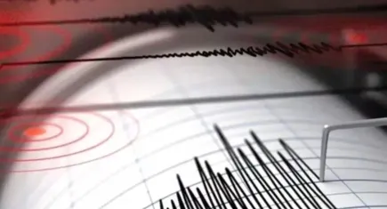 Ege Denizi'nde korkutan deprem!