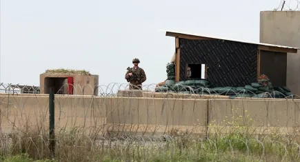 Irak'taki askeri üssü roketli saldırı: Geniş çaplı operasyon başlatıldı