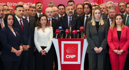 Aslanoğlu: Siyaseti mahkeme koridorlarında dizayn ettirmeyeceğiz