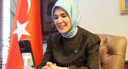 Evlilik kredisi ile evlenip çocuk sabibi olan çifti Bakan Göktaş tebrik etti!