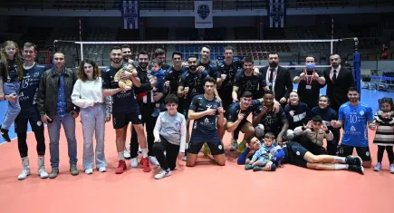 Altekma evinde Halkbank'ı ağırlıyor