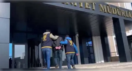 Şüpheli kargodan uyuşturucu madde çıktı: 1 kişi tutuklandı