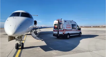 Kalp rahatsızlığı olan yenidoğan bebek için uçak ambulans havalandı