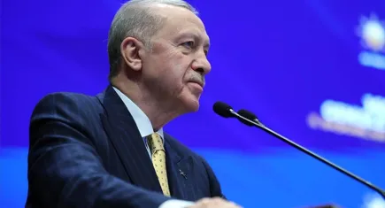 Cumhurbaşkanı Erdoğan’dan CHP lideri Özel’e: Ordumun komuta kademesine laf edemezsin