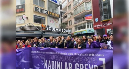 DİSK’li Kadınlardan 8 Mart öncesi mesaj: Eşit işe eşit ücret!