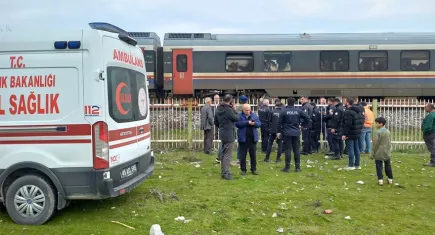 Manisa’da tren kazası: Yolcu treni yayaya çarptı