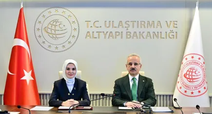 Bakan Göktaş: Ailelerimizi ve çocuklarımızı korumak en büyük sorumluluğumuz