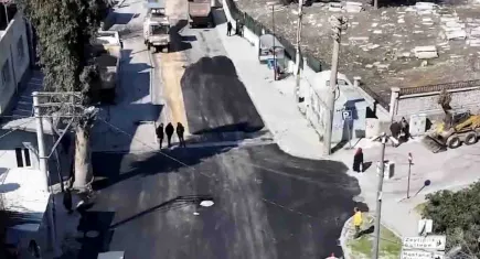 Başkan Tugay duyurdu: Gürçeşme’de asfaltlama çalışmaları başladı  