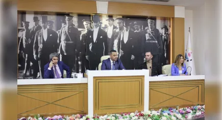 Mali durumun konuşulduğu Çiğli’de Yıldız ‘İşçi alımı olmayacak’ dedi