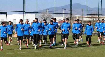 Menemen FK, zirve takibini sürdürmek istiyor 