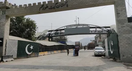 Pakistan ile Afganistan anlaştı: Torkham Sınır Kapısı'nda geçici ateşkes sağlandı