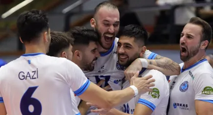 Arkas Spor, Fenerbahçe'yi ağırlıyor 