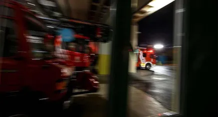 İzmir haber: Kemalpaşa’da apartmanın birinci katından yangın