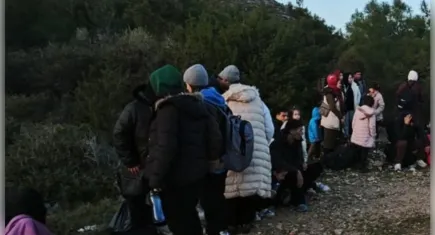İzmir'de 32 düzensiz göçmen yakalandı