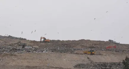 İzmir'de çöp depolama tesisinin kapatılması için Kaymakamlığa başvuru