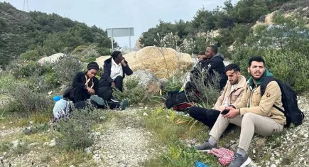 İzmir haber: Foça’da 6 düzensiz göçmen yakalandı