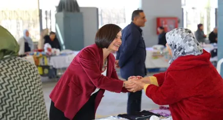 Karabağlar Belediyesi'nden kadın emeğine destek