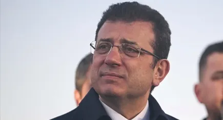 Ekrem İmamoğlu gözaltına alındı