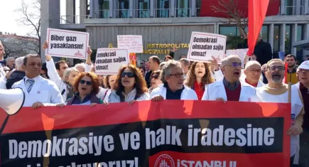 Sağlık emekçileri: Demokrasi ve özgürlükler olmadan sağlık da olmaz