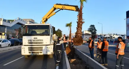 Çiğli Belediyesi, yenilenme çalışmalarına hız kesmeden devam ediyor