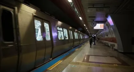Taksim metro istasyonu kapatıldı