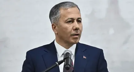 Bakan Yerlikaya: Trafikte göstereceğimiz bir saniyelik sabır bir ömür mutluluk getirir