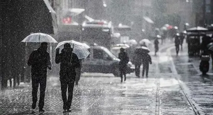 Meteorolojiden o bölgelere kuvvetli yağış uyarısı