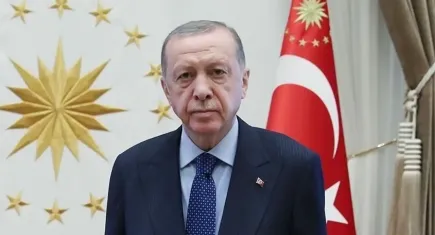 Cumhurbaşkanı Erdoğan, 10 hükümlünün cezasını kaldırdı