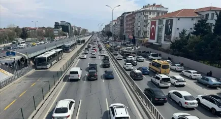 İstanbul'da trafikte bayram yoğunluğu