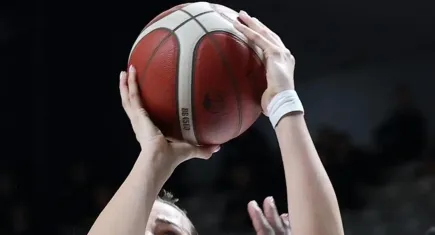Fenerbahçe-Beşiktaş yarı final serisi yarın başlıyor