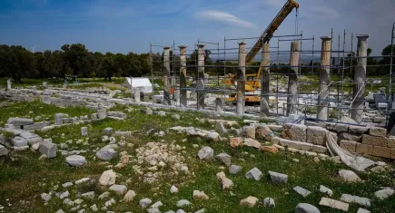 Teos’ta tarihi canlanış: Dionysos Tapınağı yeniden yükseliyor