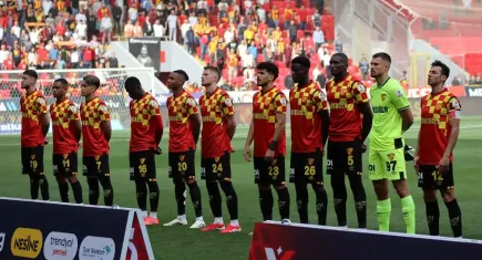 Göztepe'de hedef yarı final