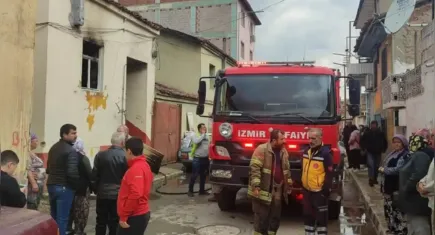 Ödemiş'te evde korkutan yangın: 1 kişi hastaneye kaldırıldı