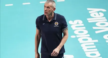Fenerbahçe Voleybol'da değişim rüzgarı: Marco Fenoglio ile yollar ayrıldı!