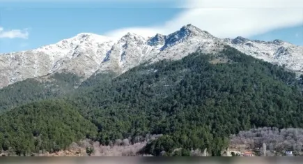 İzmir'de kar etkili oldu