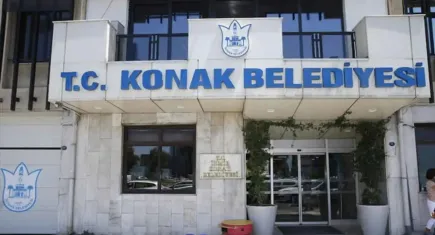 Konak’ta ikinci el pazarı krizi: 169 esnaf tezgâh açamadığını iddia etti