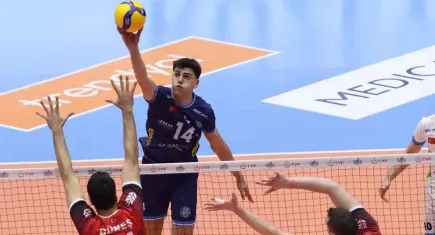 Arkas Spor, Ziraat Bankkart'a kaybetti 