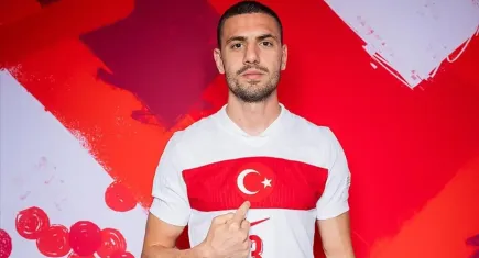 Türkiye'den kabul edilen ilk isim: Milli futbolcu Merih Demiral 40 oyuncu arasında yer aldı