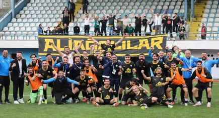 Ayvalıkgücü ile Aliağa ile yarışıyor