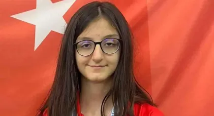 Arya Aydoğan’dan satrançta tarihi başarı: Dünya şampiyonu oldu