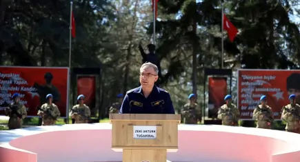 MSB'den Yunanistan'a '12 mil' tepkisi