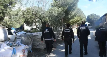 Torbalı kaldırım işgaline geçit vermiyor