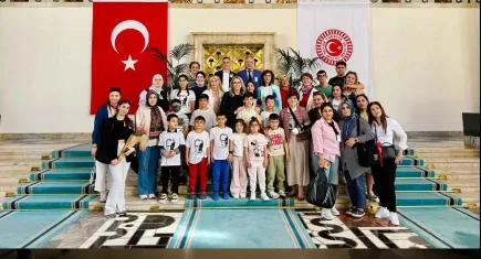 Ceyda Bölünmez Çankırı, kanseri yenen çocukları TBMM’de ağırladı