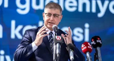 Tugay’dan AK Parti İl Başkanı Saygılı’ya sert yanıt: Komik duruma düştünüz
