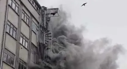 İstanbul’da ayakkabı imalathanesinde yangın