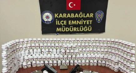 İzmir'de iş yerinde 13 bin 776 sentetik ecza hap bulundu
