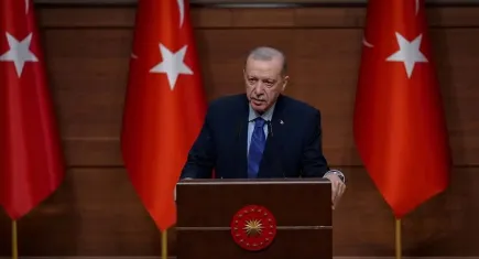 Cumhurbaşkanı Erdoğan, saldırıya uğrayan CHP Genel Başkanı Özel'i aradı