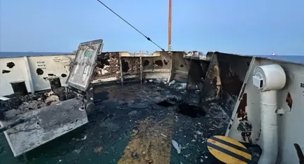 İHA saldırısına uğrayan yardım gemisindeki 6 Türk yurda döndü